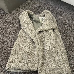 Sherpa vest